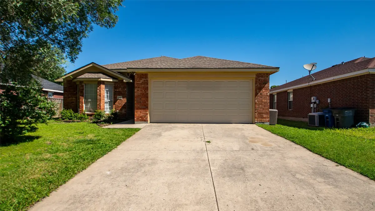 1133 Lake Haven Drive, Little Elm, TX 75068 - Image #1