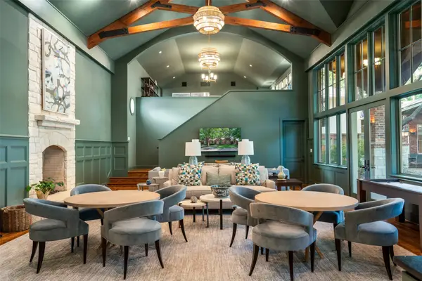 4710 Bobbitt Drive, Dallas, TX 75229