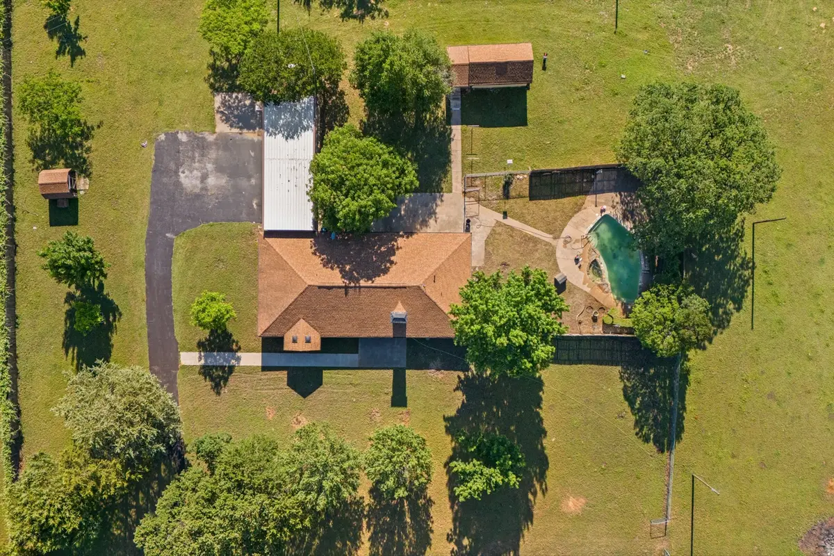 425 County Road 414, Cleburne, TX 76031 - Image #1