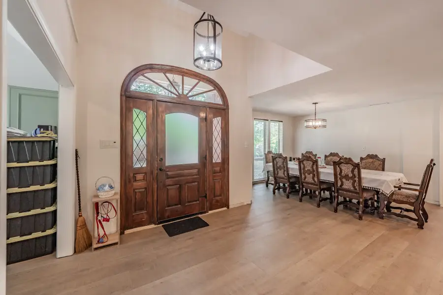 707 Kyle Drive, Arlington, TX 76011 - Image #3