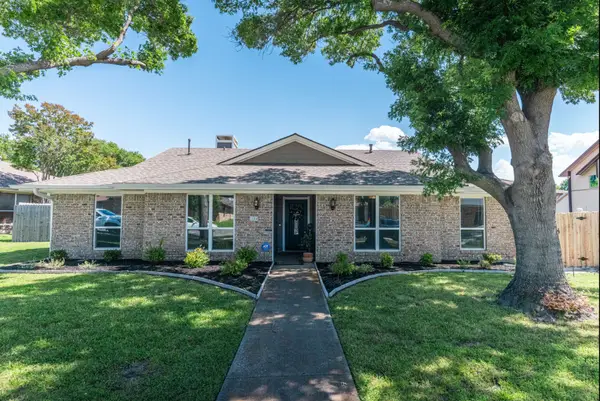 1804 Kensington Drive, Carrollton, TX 75007
