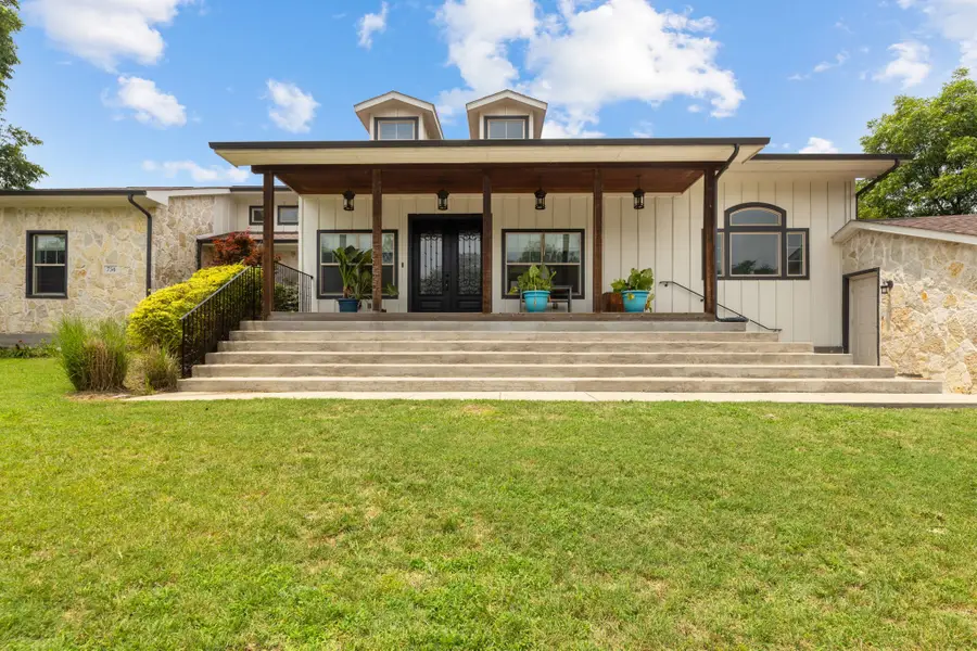 734 Monssen Parkway, Dallas, TX 75224 - Image #2