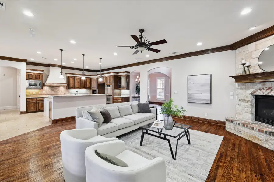 3316 Fairway Drive, Justin Roanoke, TX 76226 - Image #2