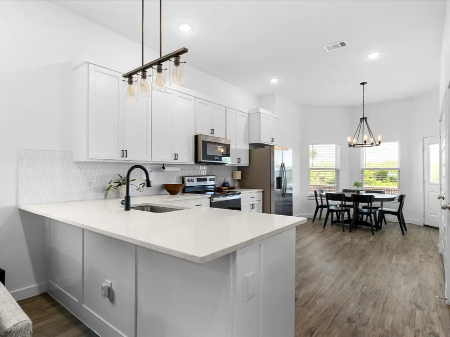 407 Peabody Street, Hillsboro, TX 76645 - Image #3