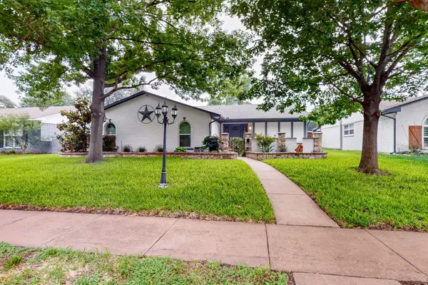 11142 Cactus Lane, Dallas, TX 75238