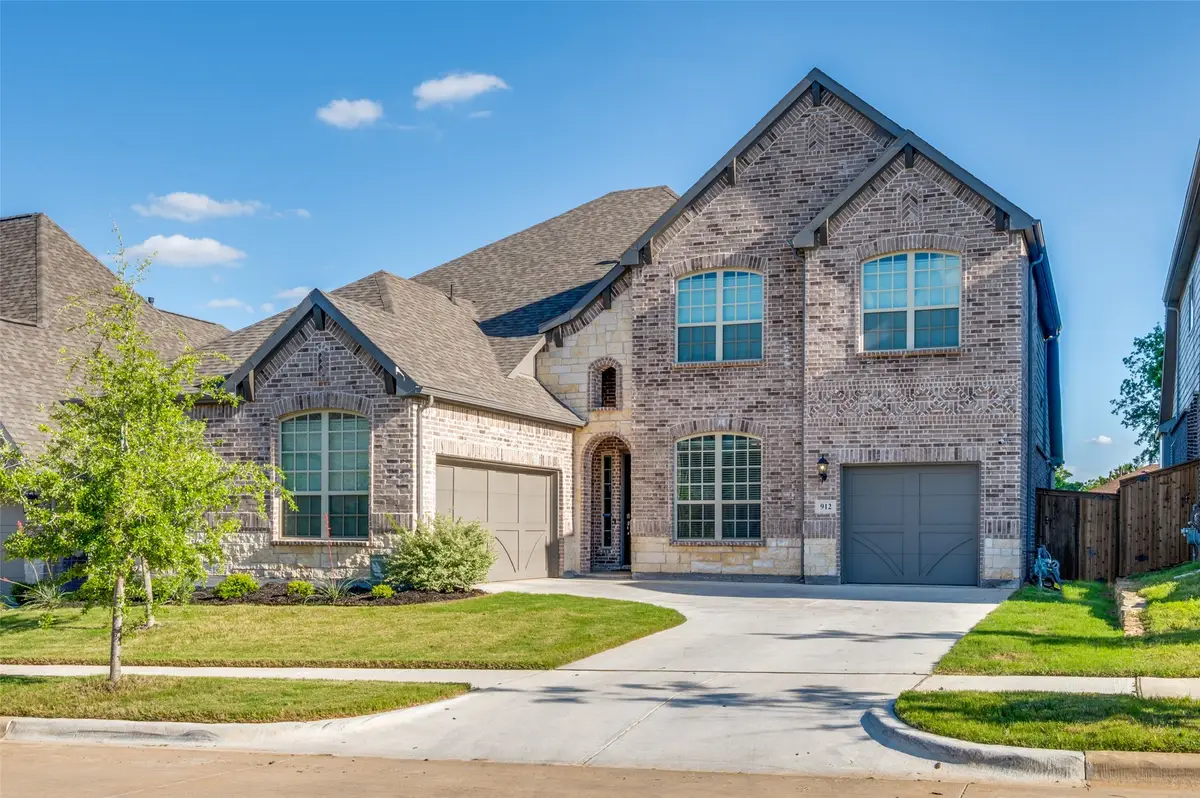 912 Fallbrook Avenue, Denton, TX 76210 - #1