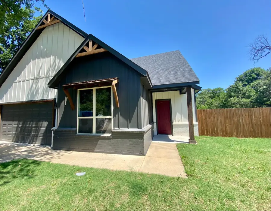 1600 Willow Wood Drive, Azle, TX 76020 - Image #2