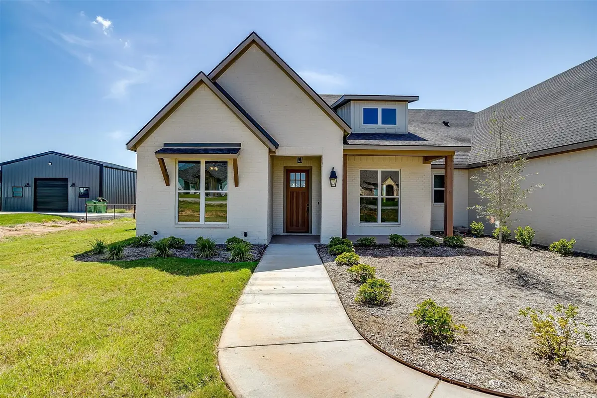 115 Esther Court, Millsap, TX 76066 - Image #1