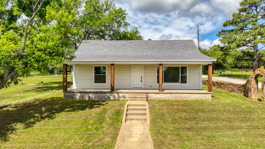 149 Tatem Hill Road, Mineral Wells, TX 76067 - Image #2