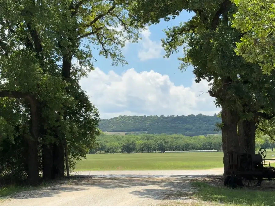5010 Glen Rose Highway, Granbury, TX 76048 - Image #2