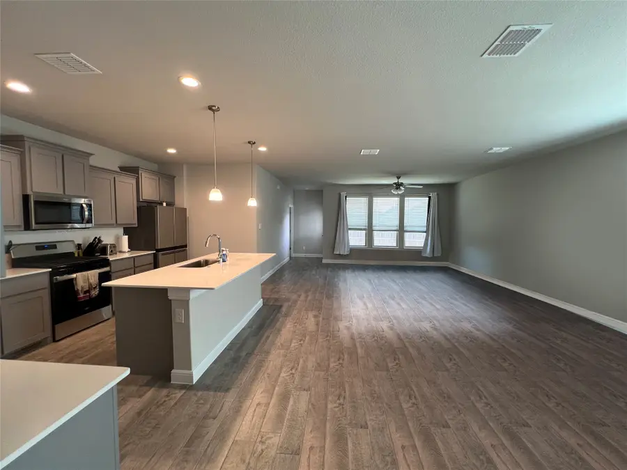 5266 Meadow Lane, Krum, TX 76249 - Image #2