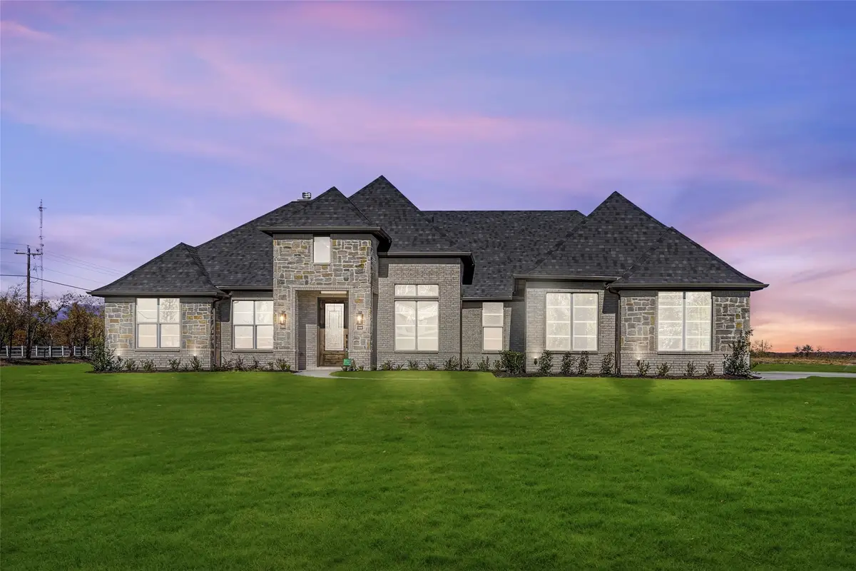 117 Cooper Lane, Van Alstyne, TX 75495 - Image #1