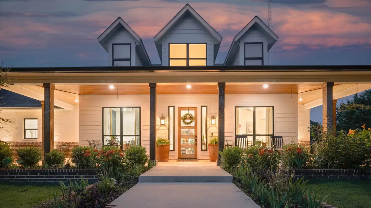 5919 Ranch Estates Road, Aubrey, TX 76227 - Image #1