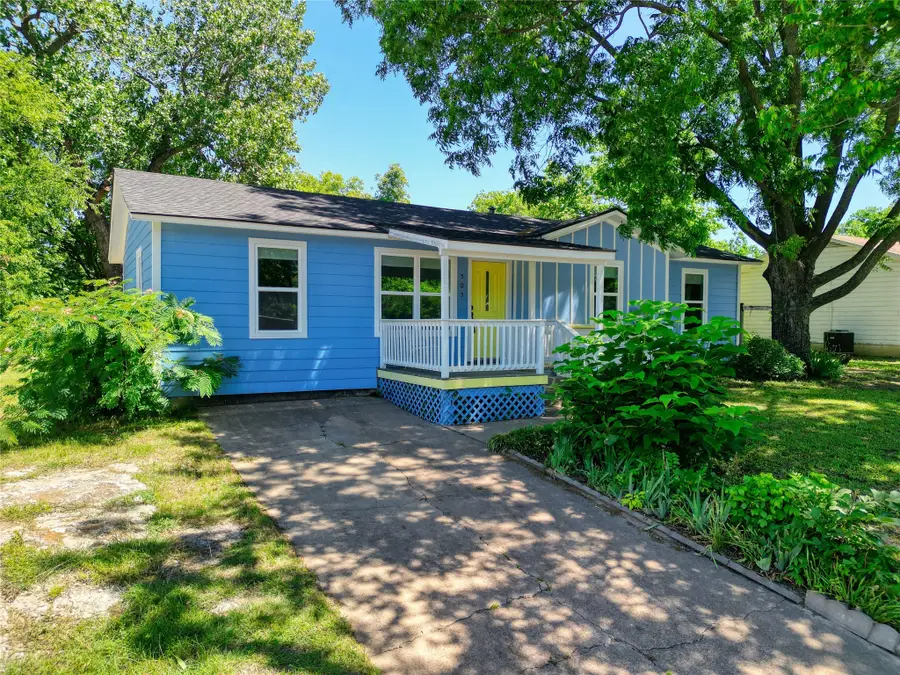 505 E 4th Street, Weatherford, TX 76086 - Image #2