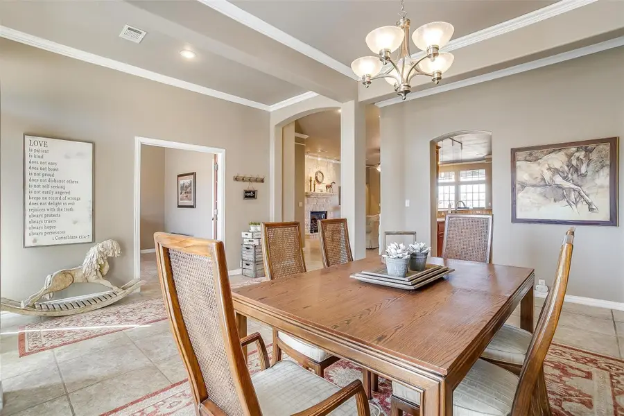 6306 Shadow Valley Drive, Burleson, TX 76028 - Image #3