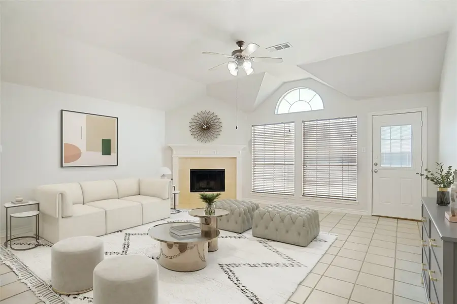 5000 Coral Creek Drive, Fort Worth, TX 76135 - Image #3