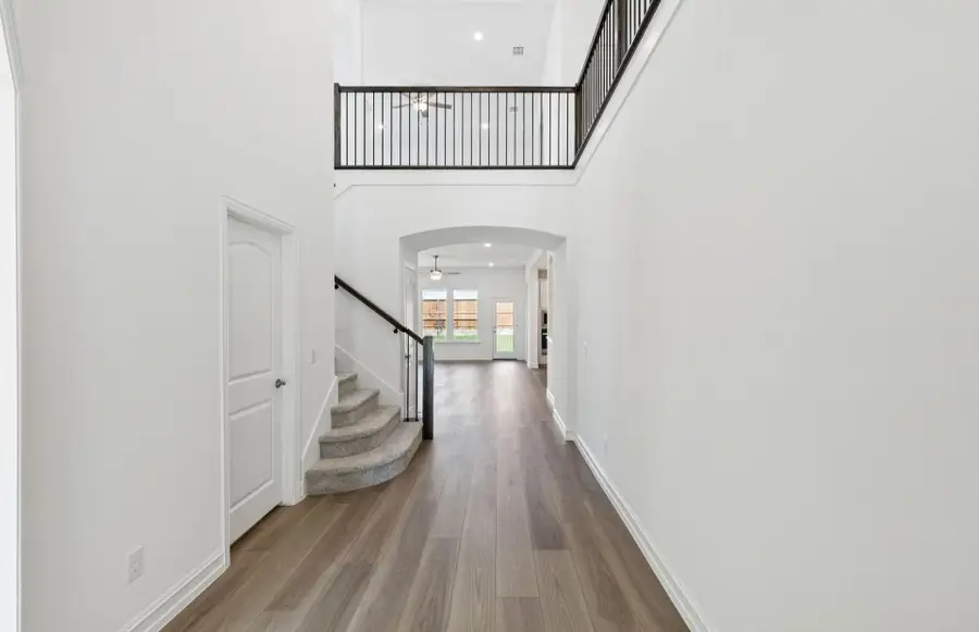 5866 Blackwell Avenue, Pilot Point, TX 76258 - Image #2