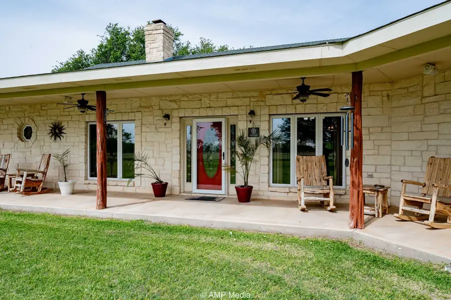 1302 County Road 142, Ovalo, TX 79541 - Image #2