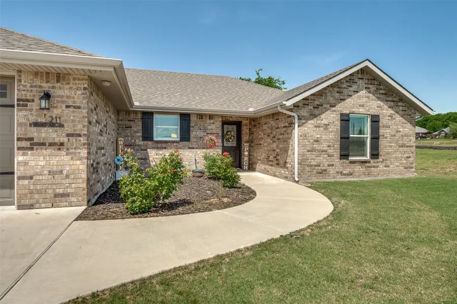 211 Hilltop Circle, Blue Ridge, TX 75424 - Image #3