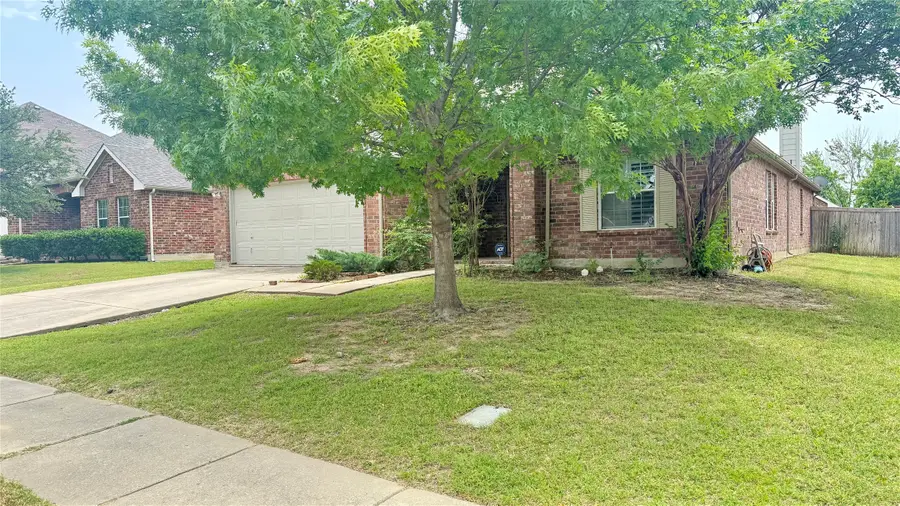 1924 Cliffrose Drive, Little Elm, TX 75068 - Image #3