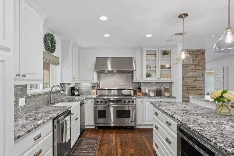 4551 Westridge Avenue, Fort Worth, TX 76116 - Image #2