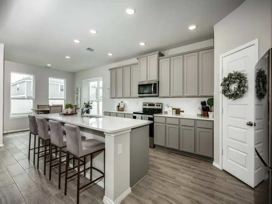 5932 Hopkins Drive, Providence Village, TX 76227 - Image #3