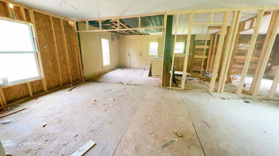 380 3rd Street Ne, Paris, TX 75460 - Image #2