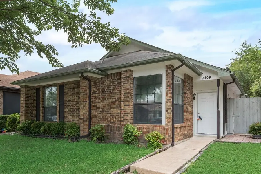 1309 Hackamore Street, Mesquite, TX 75149 - Image #2