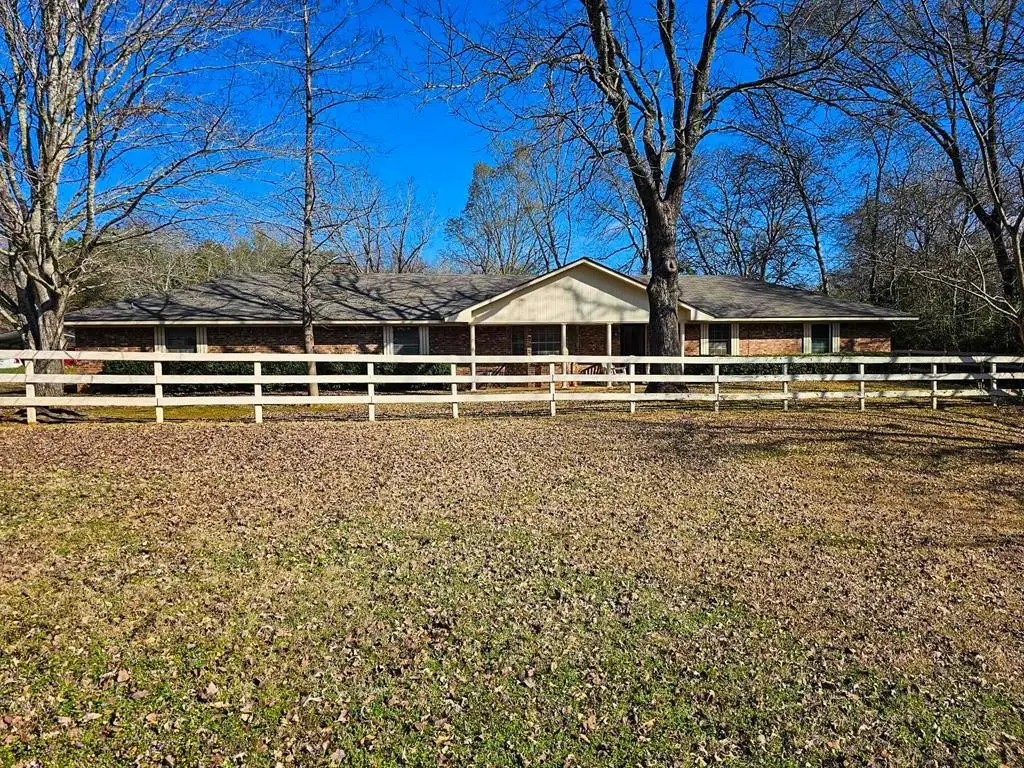 517 An County Road 147, Palestine, TX 75801 - Image #1