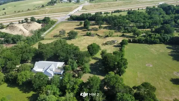 3220 Randell Lake Road, Denison, TX 75020