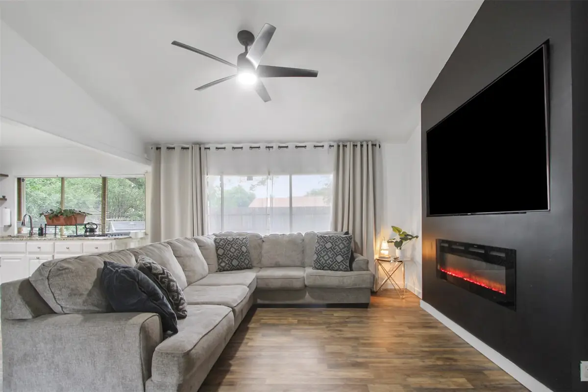 917 Park East Circle, Garland, TX 75043 - #1