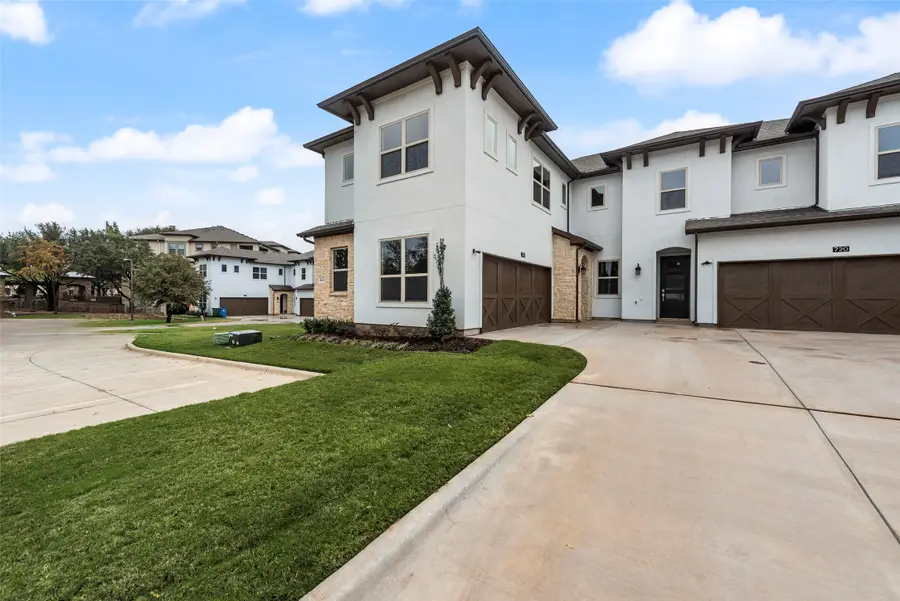 444 Waters Edge Drive #721, Hickory Creek, TX 75065 - Image #2