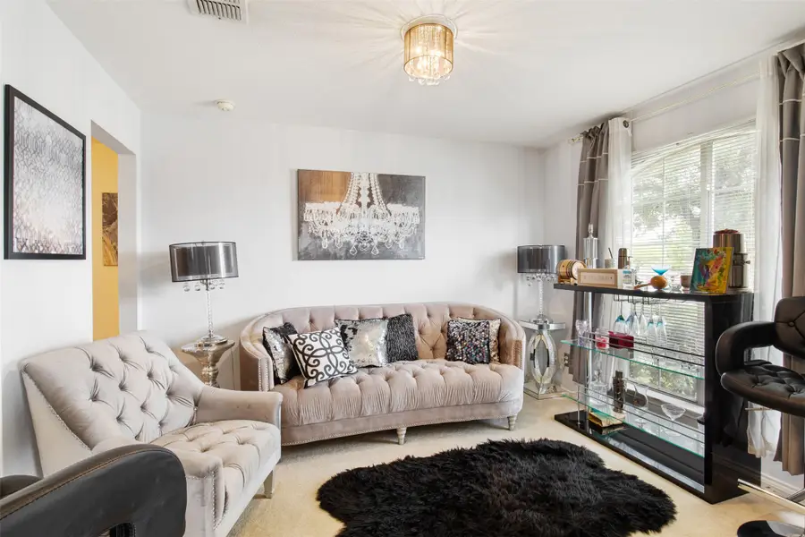 141 Buffalo Creek Drive, Desoto, TX 75115 - Image #2