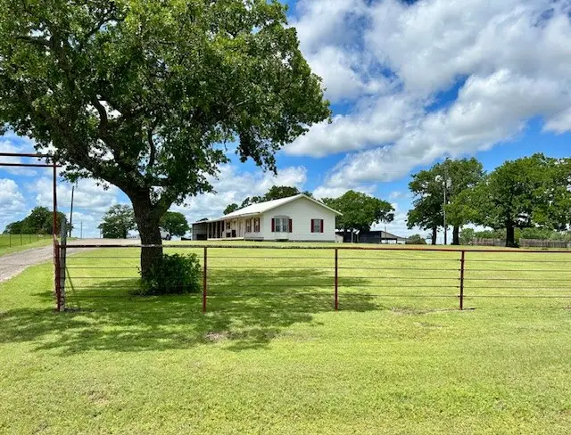 2886 S State Highway 59, Bowie, TX 76230 - Image #1