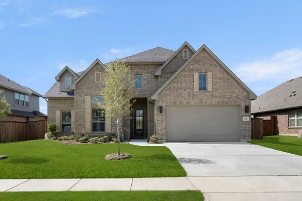 2104 Redding Drive, Mansfield, TX 76084