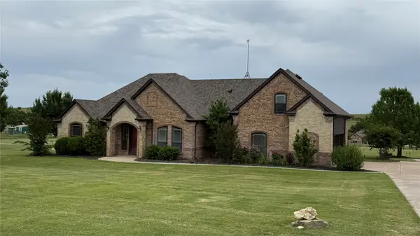 124 Heritage Parkway W, Decatur, TX 76234