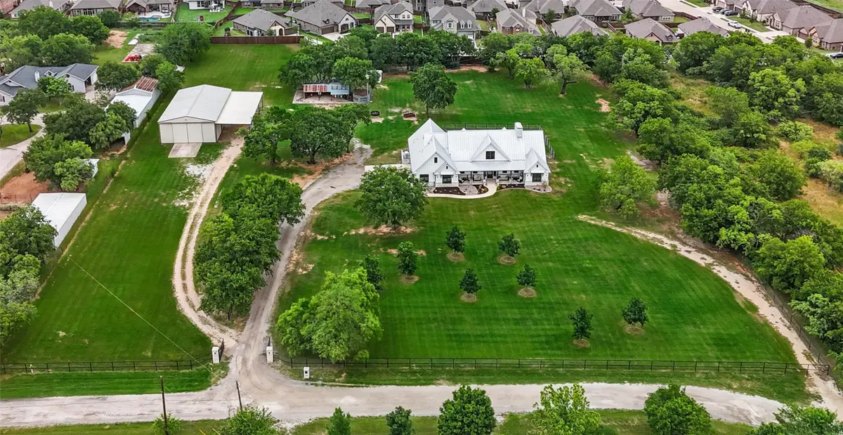 408 Creek Hill Way, Justin, TX 76247 - Image #1