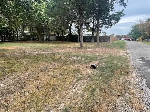 81 Old Shawnee Trail Drive, Gordonville, TX 76245 - Image #2