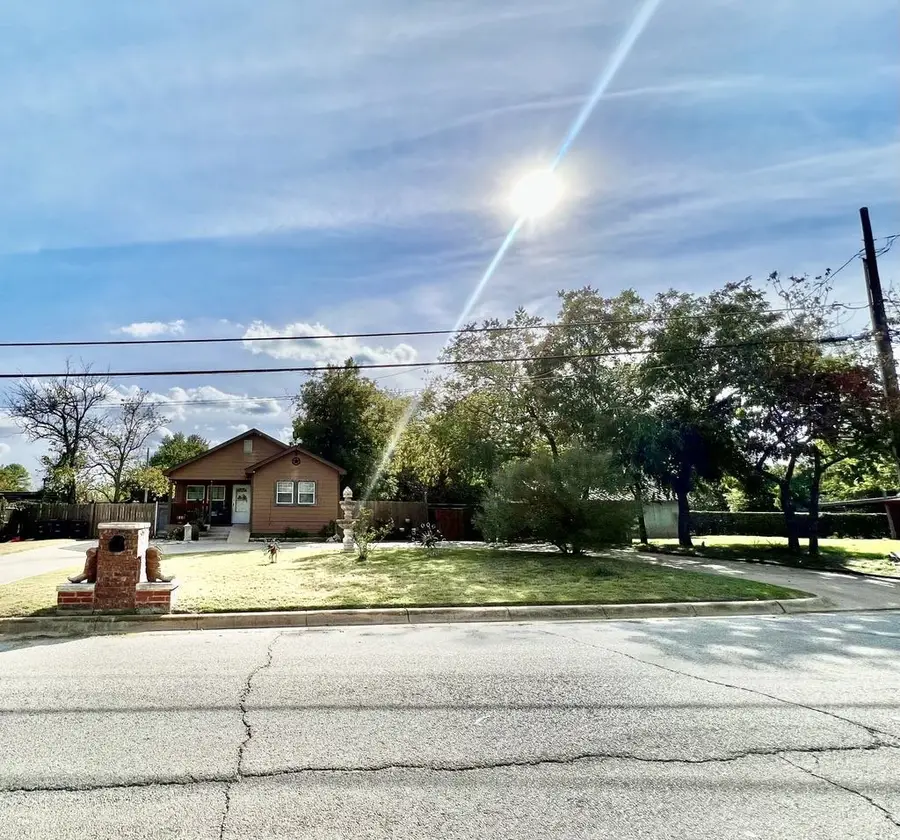 4531 Blackstone Drive, Fort Worth, TX 76114 - Image #2