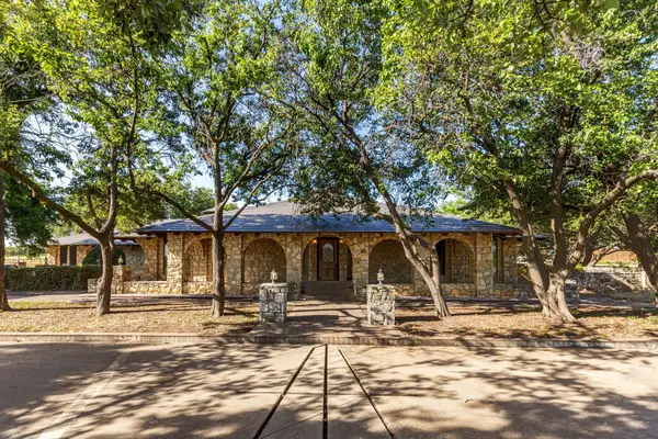 1602 Cedar Avenue, Megargel, TX 76370