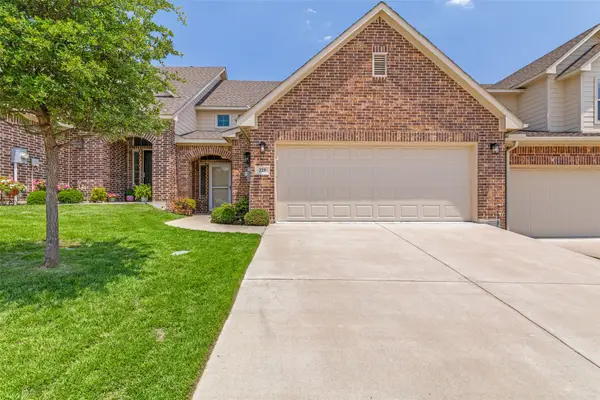 225 Legacy Boulevard, Weatherford, TX 76085