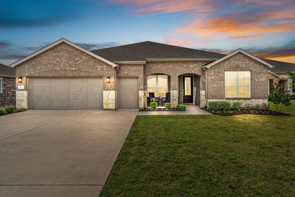 712 Freedom Lane, Pilot Point Aubrey, TX 76227 - Image #1