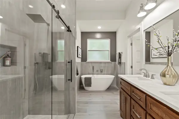 112 Springwood Road, Enchanted Oaks, TX 75156