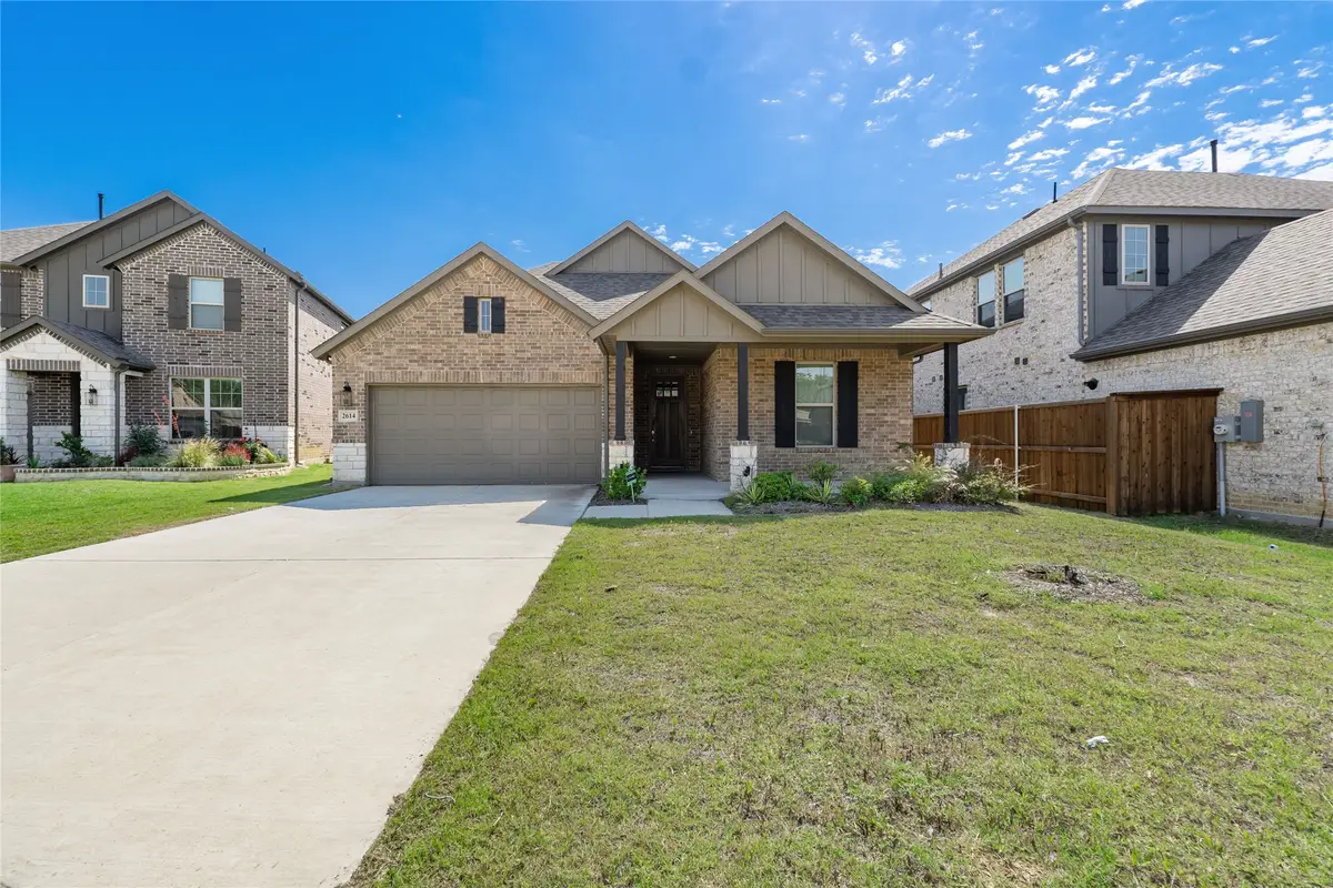 2614 Dakota Circle, Corinth, TX 76210 - Image #1