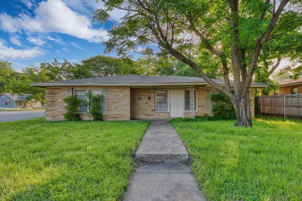 3821-25 Parkwood Street, Waco, TX 76710