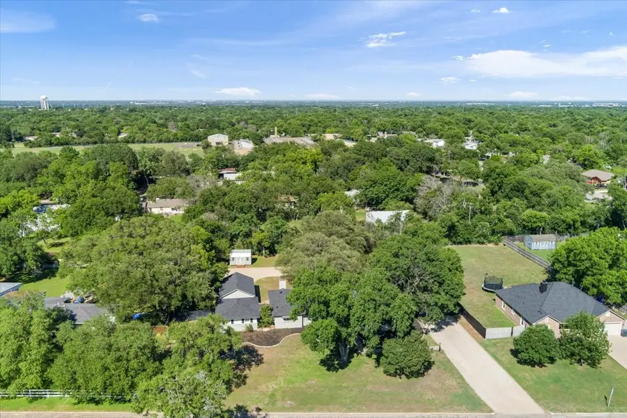 3227 Macarthur Drive, Waco, TX 76708 - Image #2