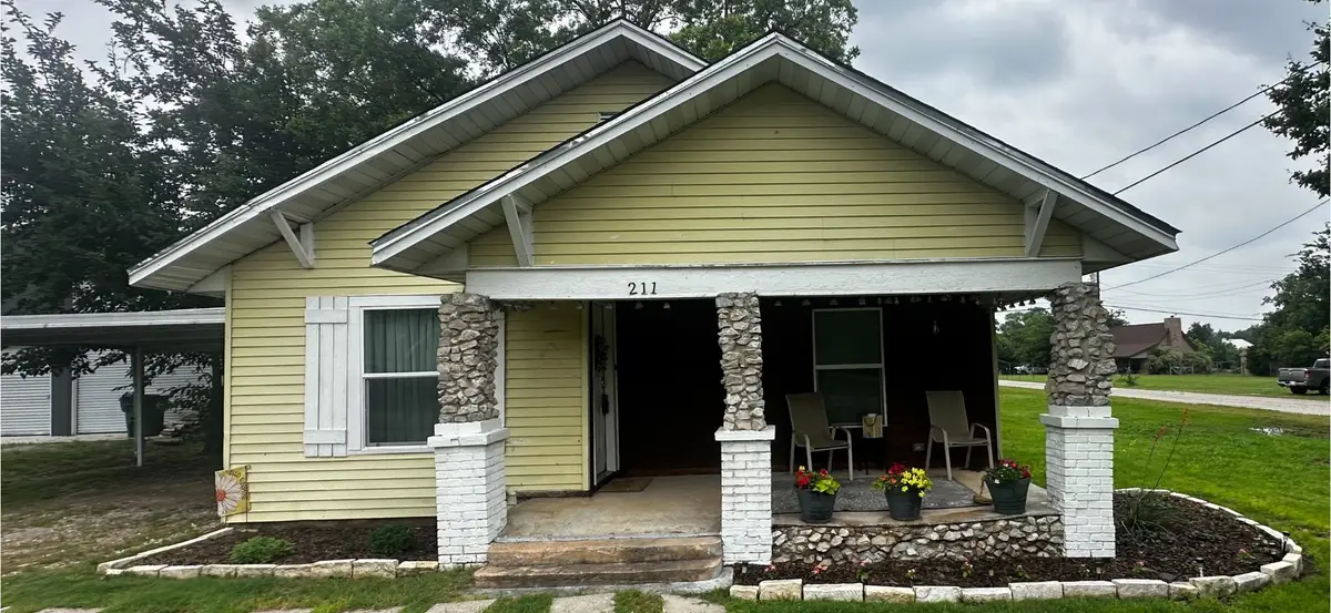 211 S Wickham Street, Alvord, TX 76225 - Image #1