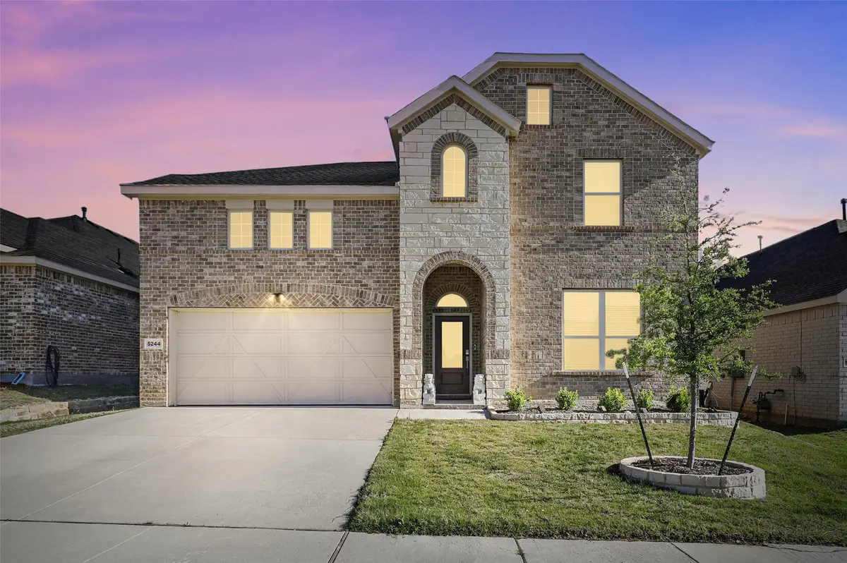 5244 Mountain Top Trail, Fort Worth, TX 76036 - Image #1