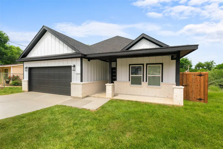 2104 Danner Street, Fort Worth, TX 76105 - Image #3
