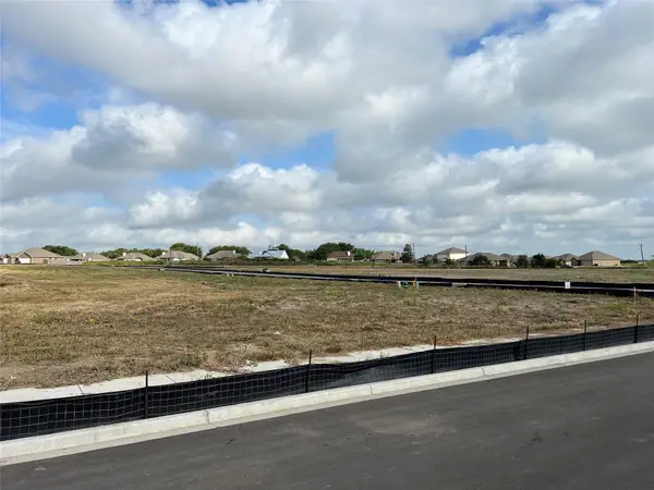 10311 Saddle Creek Road, Waco, TX 76708